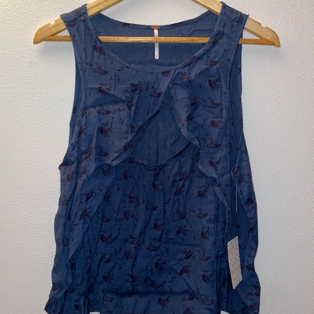 Free People Sleeveless Keyhole Top Size Small NWT